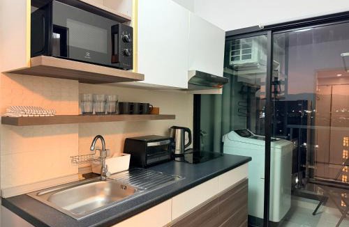 Phuket Apartment | 1BR Apartment Suite in the heart of Phuket Town