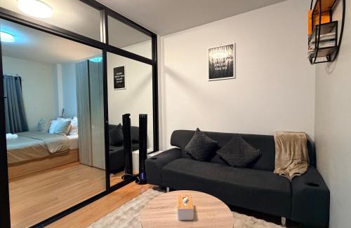 Phuket Apartment | 1BR Apartment Suite in the heart of Phuket Town