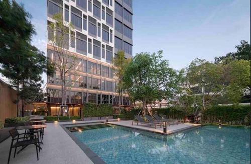 Phra Khanong Apartment | 1BR Siamese素坤逸87 Loft 空中酒吧 高层景观 BTS On Nut