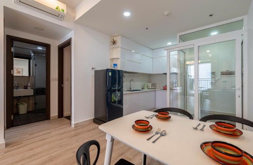 Bach Dang Riverside Apartment | 2br-High Floor-River View-Hana Apart