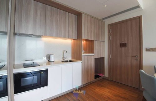 Ha Long Apartment | 2BR Vacation Retreat Rainfall Shower Spring Stay