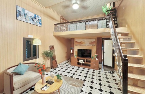 Old Quarter Apartment | 3 bedroom house - 4 beds - Hoan Kiem lake - Authentic local alley