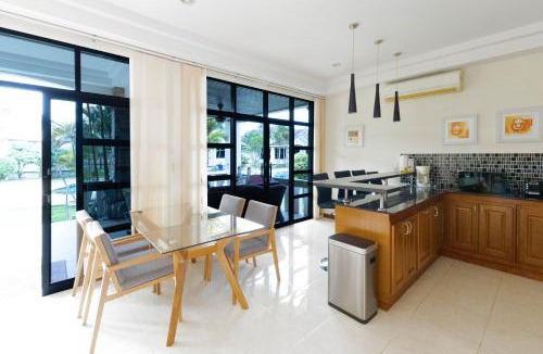 Rayong House | 3 bedroom villa at Safir Village, Ban Phe, Rayong