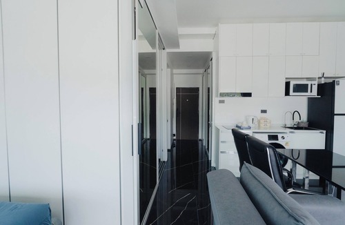 Patong Condo | 3-Bedroom w/Mountain View at Patong Tower