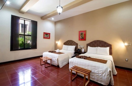 Centro Hotel | 3 Units Double Beds | Pool | Centro Mérida Near Parque Santa Lucia