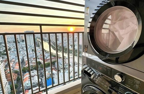 Bach Dang Riverside Apartment | 3BR | 2BA Near D1 River View Dryer HighFLR
