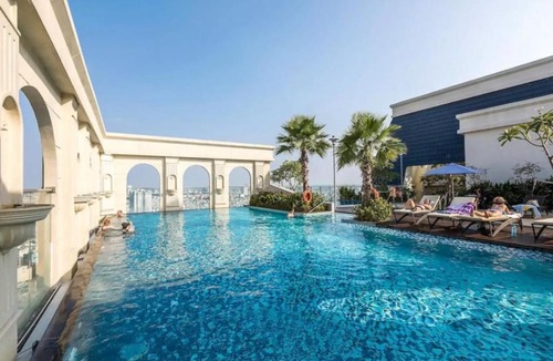 Bach Dang Riverside Apartment | 3Br-CITY CENTER w INF POOL-Hana's Apart