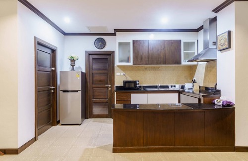 Karon Condo | 4.13 Karon View 2 Bed, 5 Minutes walk Karon Beach