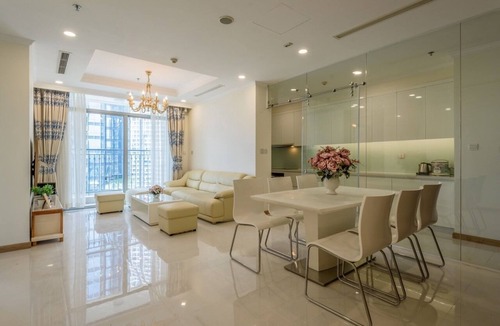 Hang Xanh Apartment | 4 Bedroom Apartment for Rent at Vinhomes Central Park
