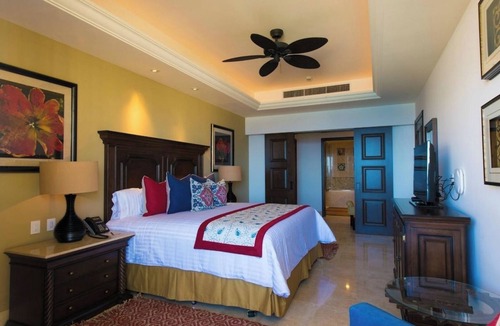 Cabo San Lucas Resort | 4 Grand Solmar Land's End Resort, Hot Tub, Beach!