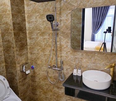 Kim Boi Hotel | 4L HOTEL KIM BÔI