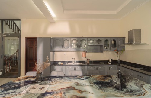 Thu Thiem Villa | 5-Bedroom Villa with En-suite Bathrooms for 10 Guests in Thu Duc City Center