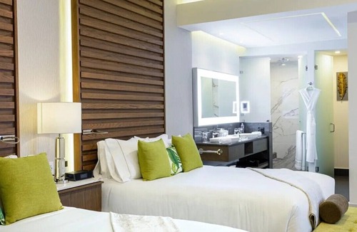 Puerto Juarez Resort | 5 Diamond Escape for Eight to Garza Blanca Cancun 3B/3.5b Oceanfront Penthouse