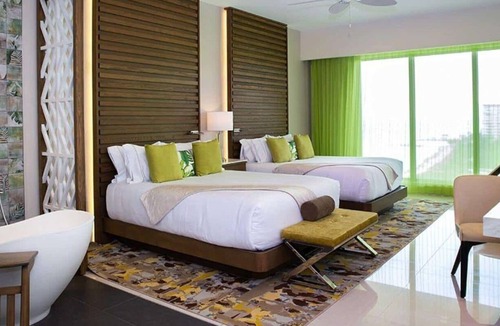 Puerto Juarez Resort | 5-star luxury beachfront stunning 3-bedroom penthouse in Garza Blanca Cancun