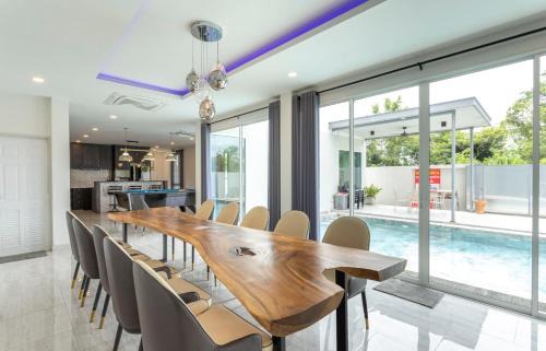 San Klang Villa | 6BR Pool Villa - Karaoke and Pool Table near Golf