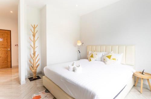 San Klang Villa | 6BR Pool Villa - Karaoke and Pool Table near Golf