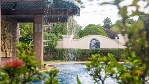 Kathu Villa | 7 Bedroom Pool Villa in Kathu (SV1)
