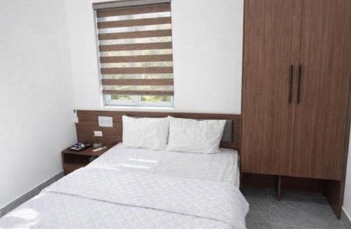 Hung Nguyen Hotel | 72M Hotel Visip