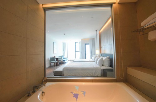 Ha Long Apartment | A La Carte Ha Long – Modern Apartments by Anstay