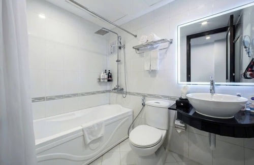 Van Mieu Hotel | A25 Hotel - 28 Tran Quy Cap
