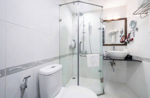 Van Mieu Hotel | A25 Hotel - 28 Tran Quy Cap