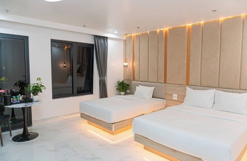 Nhat Tan Hotel | A89 West Lake Hotel