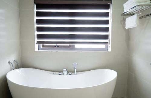 Viet Tri Hotel | ADA HOTEL - Khách Sạn Trung Tâm Việt Trì & Viet Tri Central Hotel