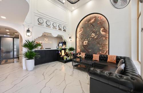 District 10 Hotel | Aloha Boutique Hotel