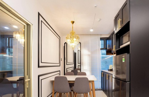Tan Binh Apartment | Amazing 2-bedroom apt 800m to Airport, Elevator, Kitchen, Washing, Dryer