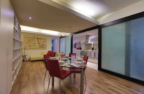 La Condesa Apartment | Amazing 5 Star with AC Condo, Great Location & Rooftop Pool