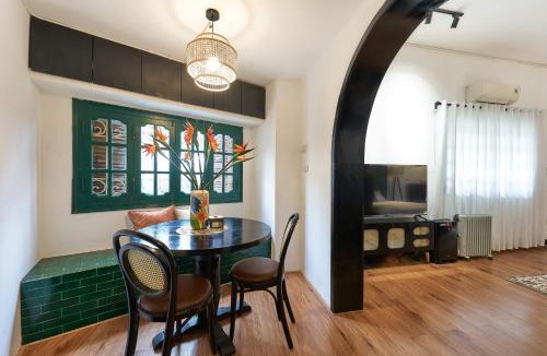Old Quarter Villa | Ancient villa 108m2 duplex next to Hoan Kiem Lake!
