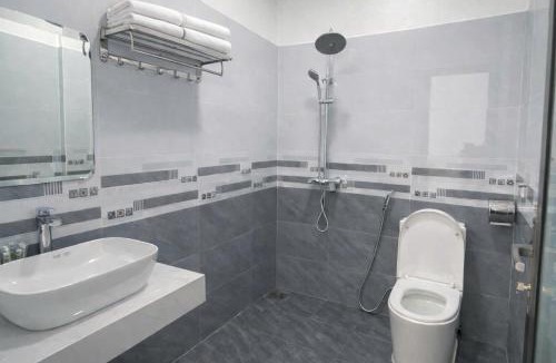 Phu Loc Hotel | Anh Dung Homestay