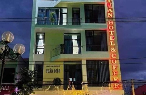 Pleiku Hotel | Anh Tuấn Hotel & Coffee - Pleiku, Gia Lai
