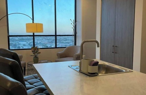 Monterrey Apartment | Apartment in front of the Monterrey Arena, Fundidora Park, and Cintermex