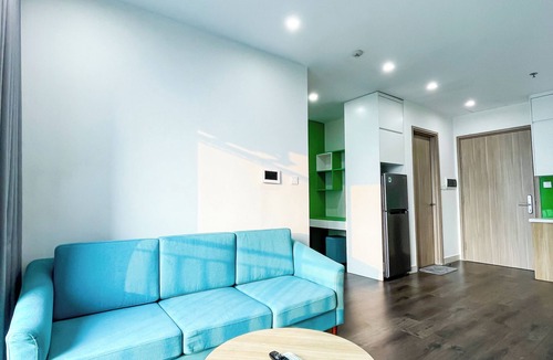 Gia Lam Apartment | Apartment near Artificial Beach, park view