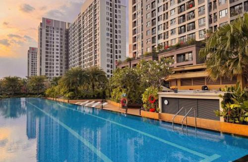 District 12 Apartment | Apartment Picity Free Pool & Gym