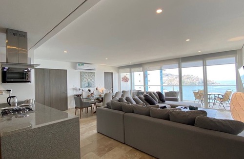 Costa Azul Apartment | Apartment with beautiful view of the bay