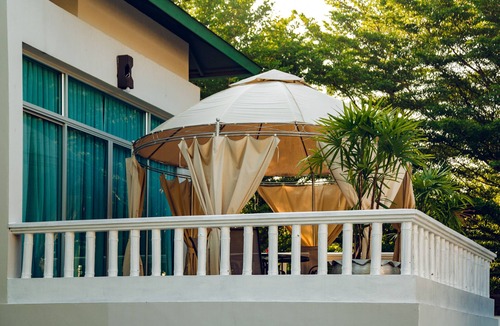 Na Chom Thian Villa | Art Maldives Oasis Pool Villa