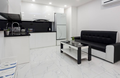 Phu Nhuan Apartment | Auhome - Tea Garden Apartment with Sky Pool