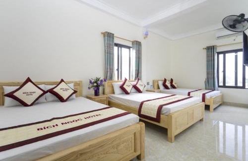 Van Don Hotel | Bích Ngọc Hotel Quan Lạn - Thứ 7 nhận 5 phòng trở lên
