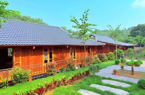 Luong Son Resort | Bản Mây