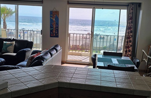 Centro Playas Condo | B.E.A.C.H.: Best Escape Anyone Can Have
