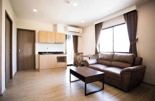 Don Hua Lo Hotel | B2 Amata Nakorn Premier Hotel