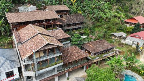Nam Mau Hotel | Ba Be Jungle Houses