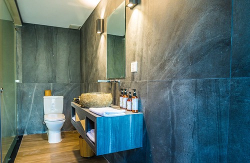 Ninh Hoa Hotel | Ba Ho Eco Beat