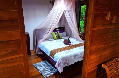 Thab Prik House | Baan Yayah