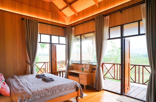 Chonburi Hotel | Baannok at Motakhian