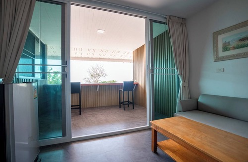 Mae Pim Hotel | Baansuan Aokhai Beach Resort