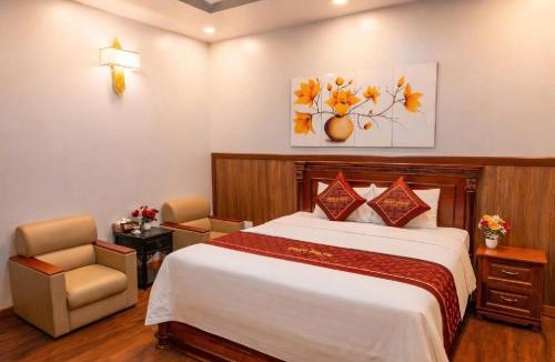 Thu Dau Mot Hotel | Balcony Superior King - Châu Giang Hotel