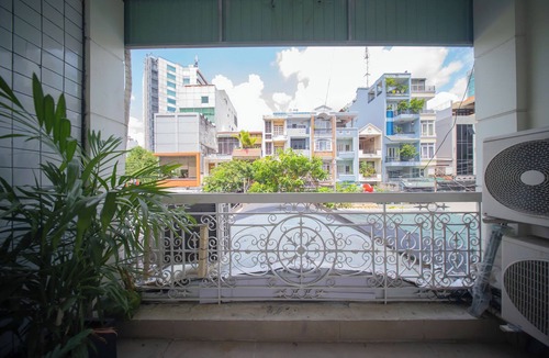 Ben Nghe Apartment | balcony Studio
